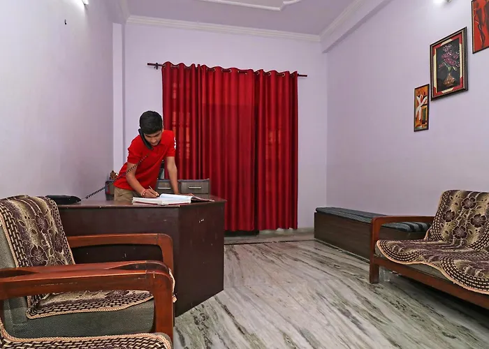 Hotel O Nilanjan Guest House