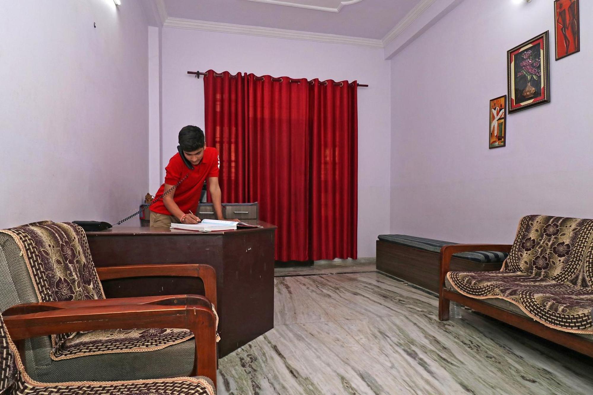 Hotel O Nilanjan Lucknow